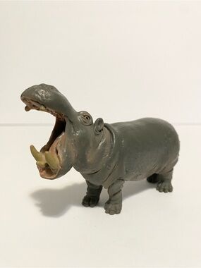 Schleich Wild Life Hippo Open Mouth Safari Savannah Figurine Figure 4/$20 🛑
